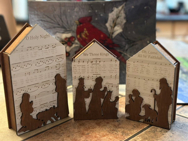 Nativity Scene Shelf Sitter