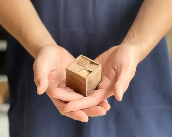 Wooden Essential Oil Diffuser for Home-1