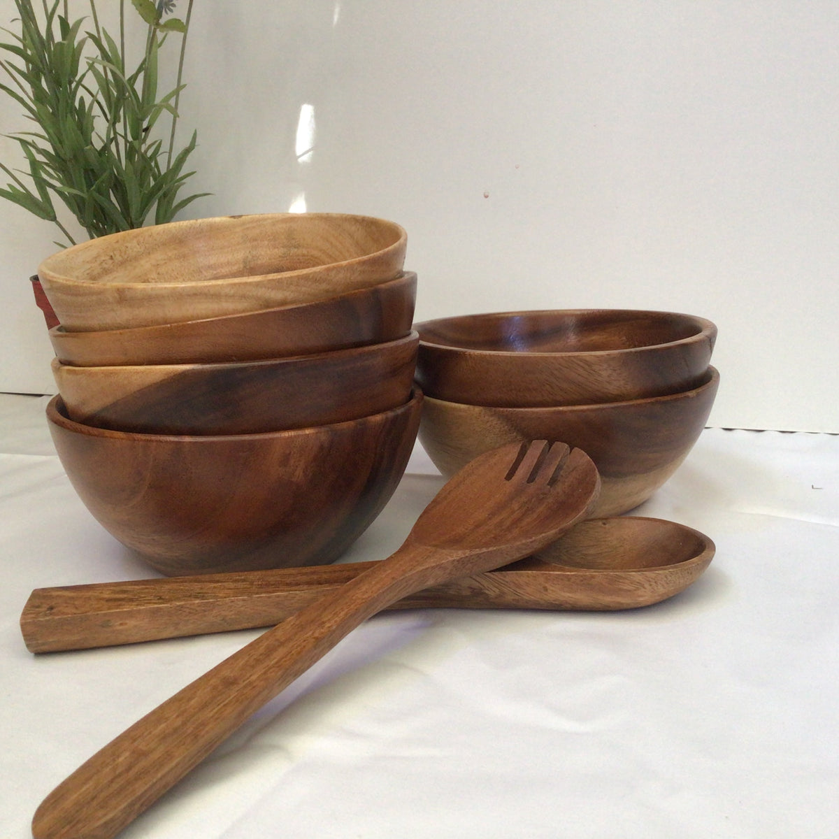 9 Piece Acacia Wood Salad Bowl Set