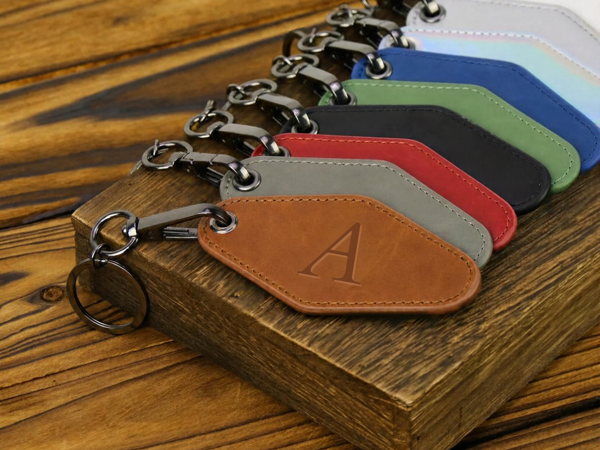Personalized Leatherette Keychain – Retro Motel Style