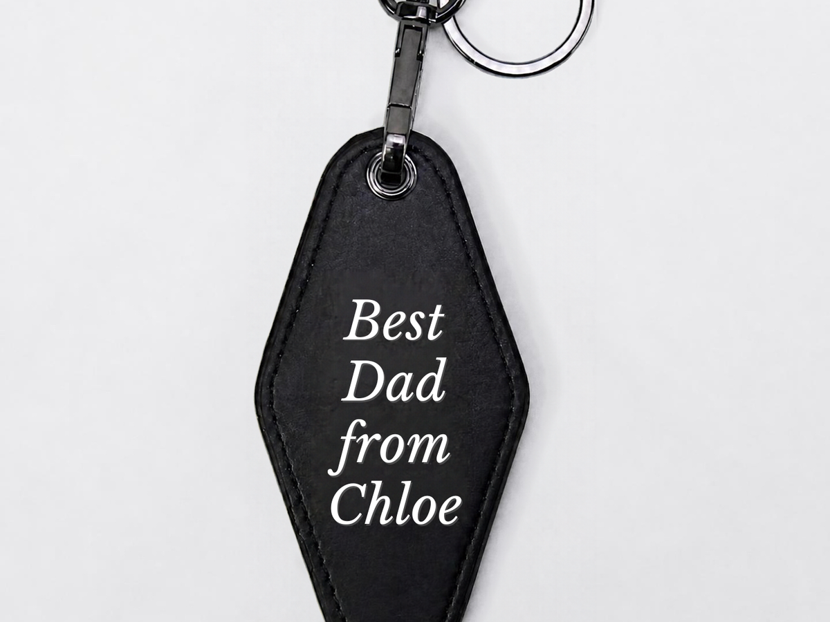 Personalized Leatherette Keychain – Retro Motel Style