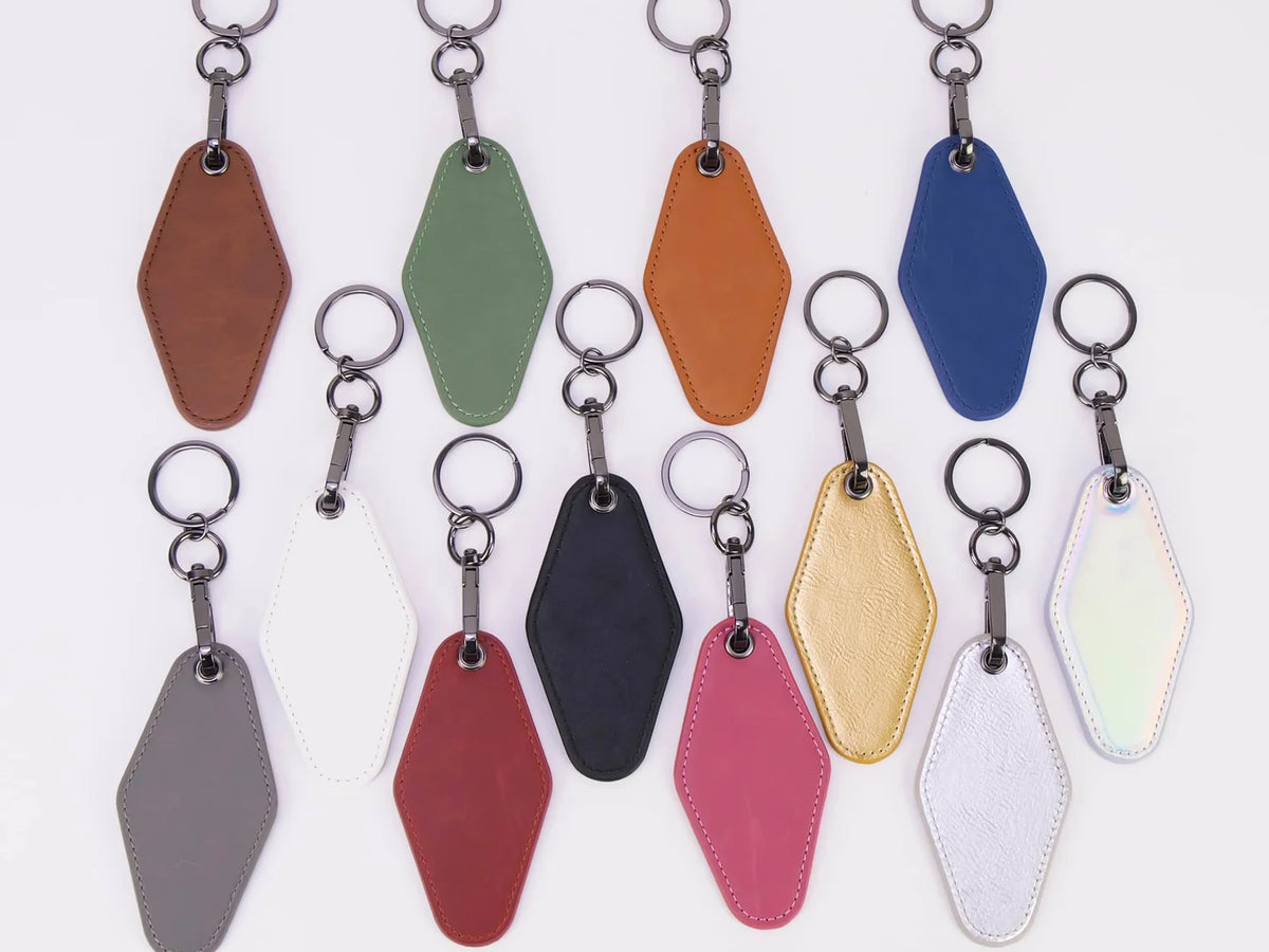 Personalized Leatherette Keychain – Retro Motel Style