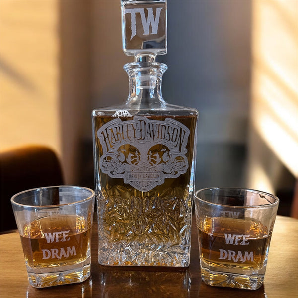 Personalized Whiskey Decanter Set with Optional Gift Box – Custom Engraved Decanter and Glasses for Men, Weddings, or Special Occasions