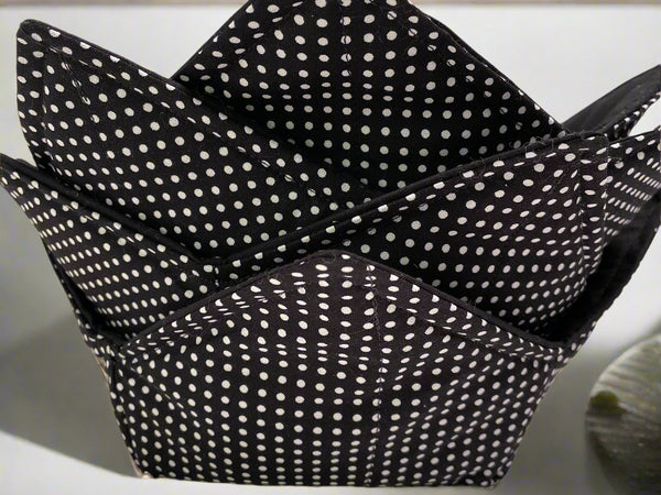 Black and White Polka Dot Bowl Cozy