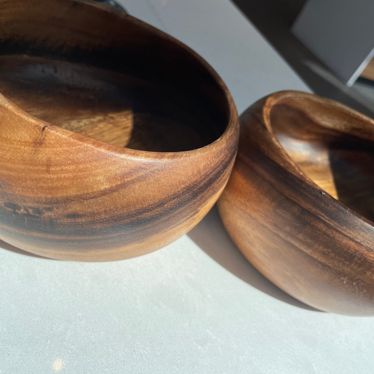 Set of 4 Acacia Wood  Calabash Salad Bowl ( 6 in.x 3 in.)