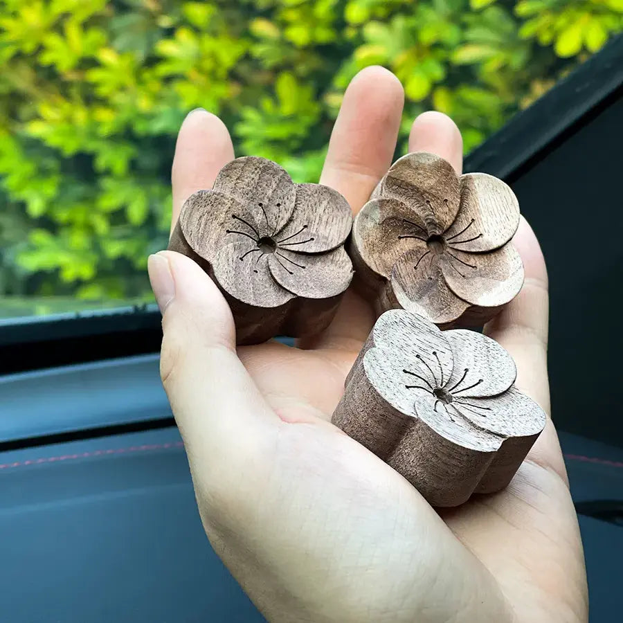 Wooden Essential Oil Diffuser for Car-1